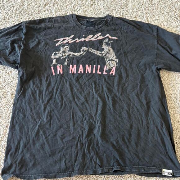 Vintage Rare “Thriller in Manila” Muhammad Ali x Michael Jackson tee - Picture 1 of 3